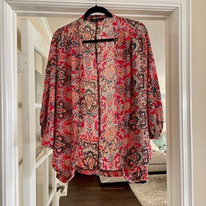 Paisley Red Floral Kimono Style.  Sz Med. Very good condition.